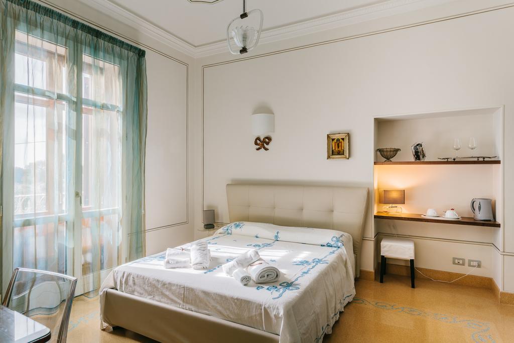 Allotjament i esmorzar Dimora Archimedea 3*